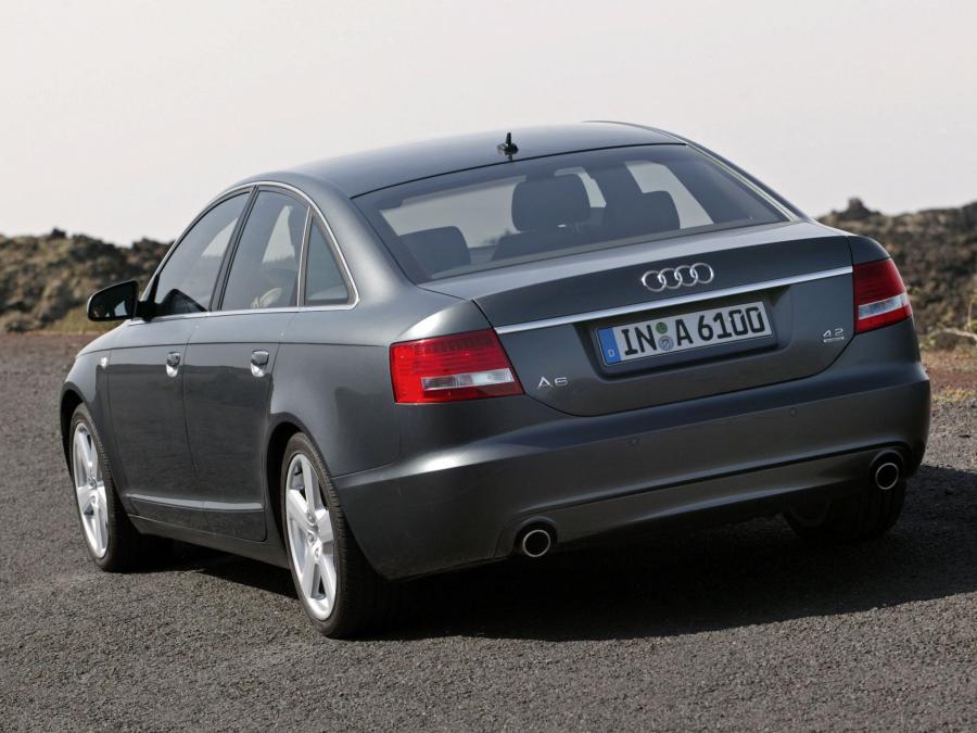  Audi A6 4.2 Quattro S-Line Sedan (4F, C6) 2005 года  (фото 11 из 14)